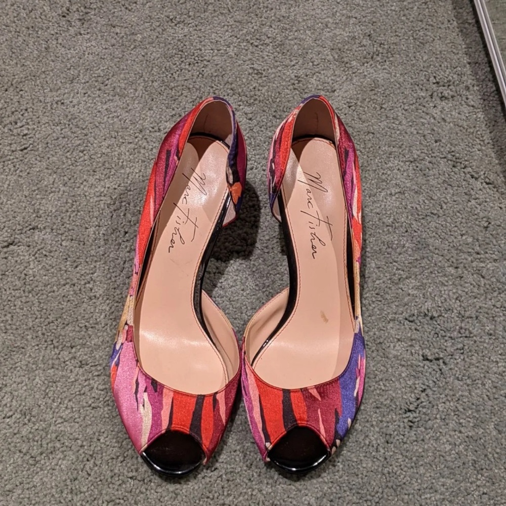Marc Fisher Jewel Toned Heels Size 7